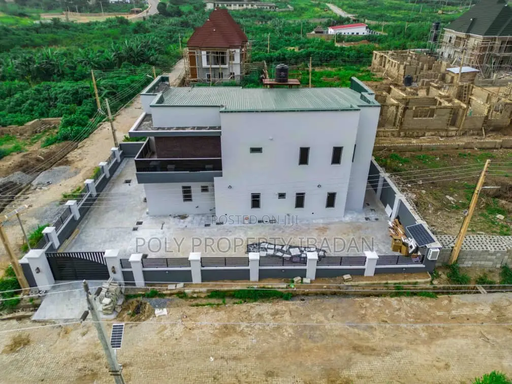 3bdrm Duplex in Rayfield Gardens, Ibadan for sale in Ibadan