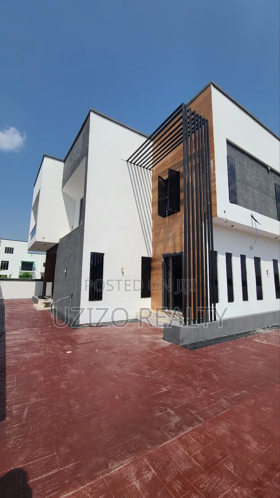 5bdrm Duplex in Fountain Springs, Sangotedo for sale in Sangotedo