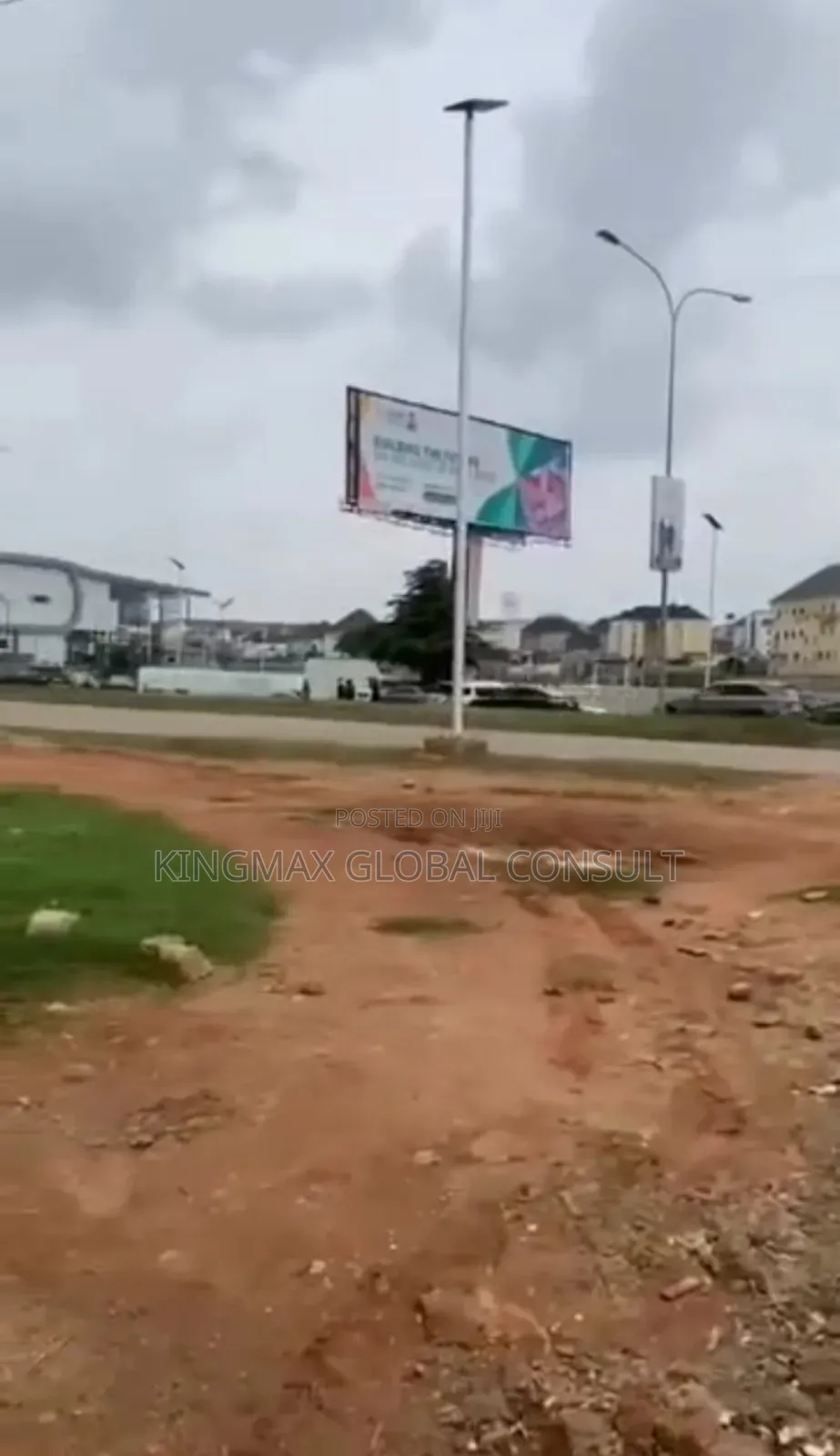 For Sale: Commercial Land: Size 2,380 SQM in Wuse