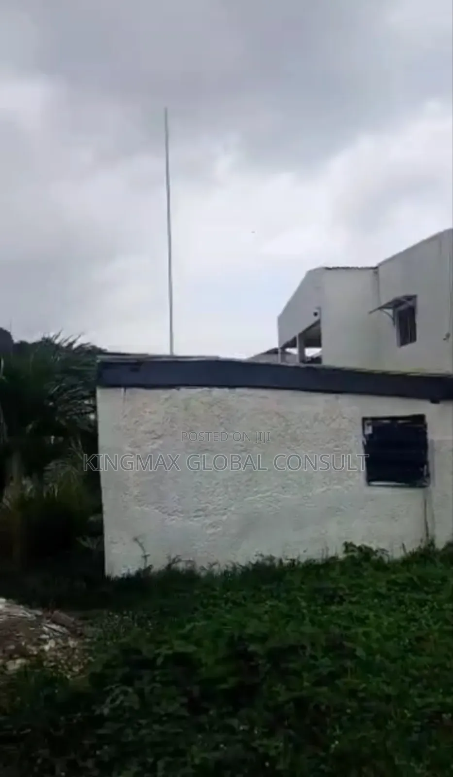 1,600 Land With Structure on in Villa for Sale in Asokoro