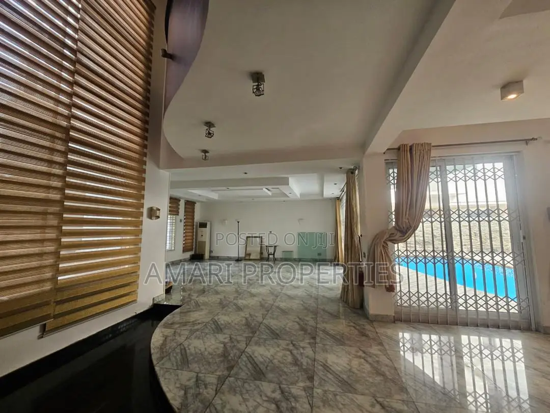 5bdrm Duplex in Banana Island for rent in Banana Island
