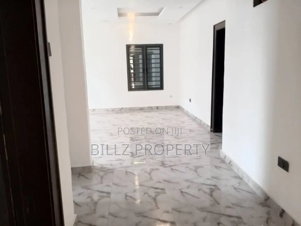 Furnished 3bdrm Apartment in Oke Ira, Ogba for sale in Ogba