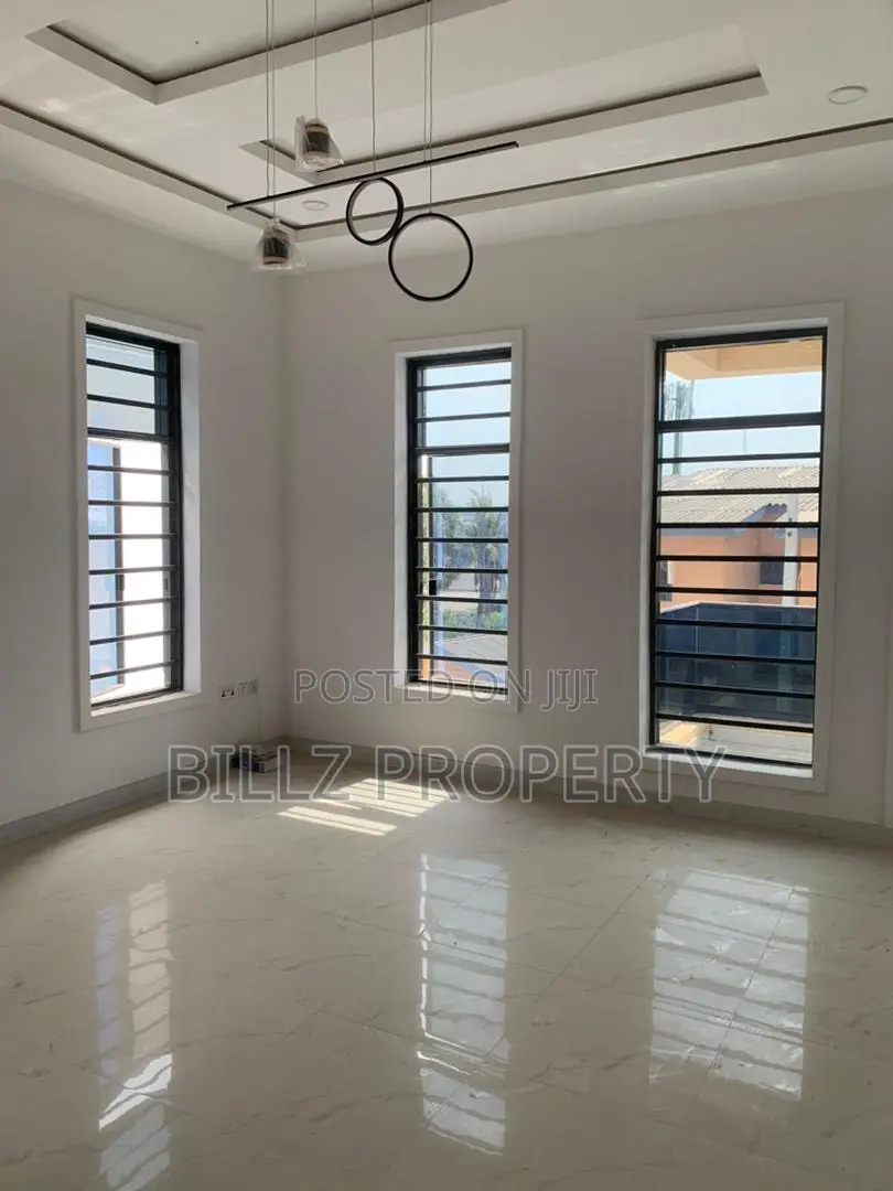 Furnished 3bdrm Apartment in Magodo Phase 1, Berger for sale in Berger