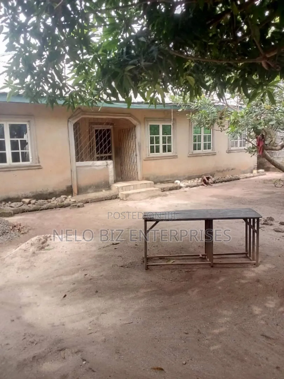 6bdrm Bungalow in Owerri for sale in Owerri
