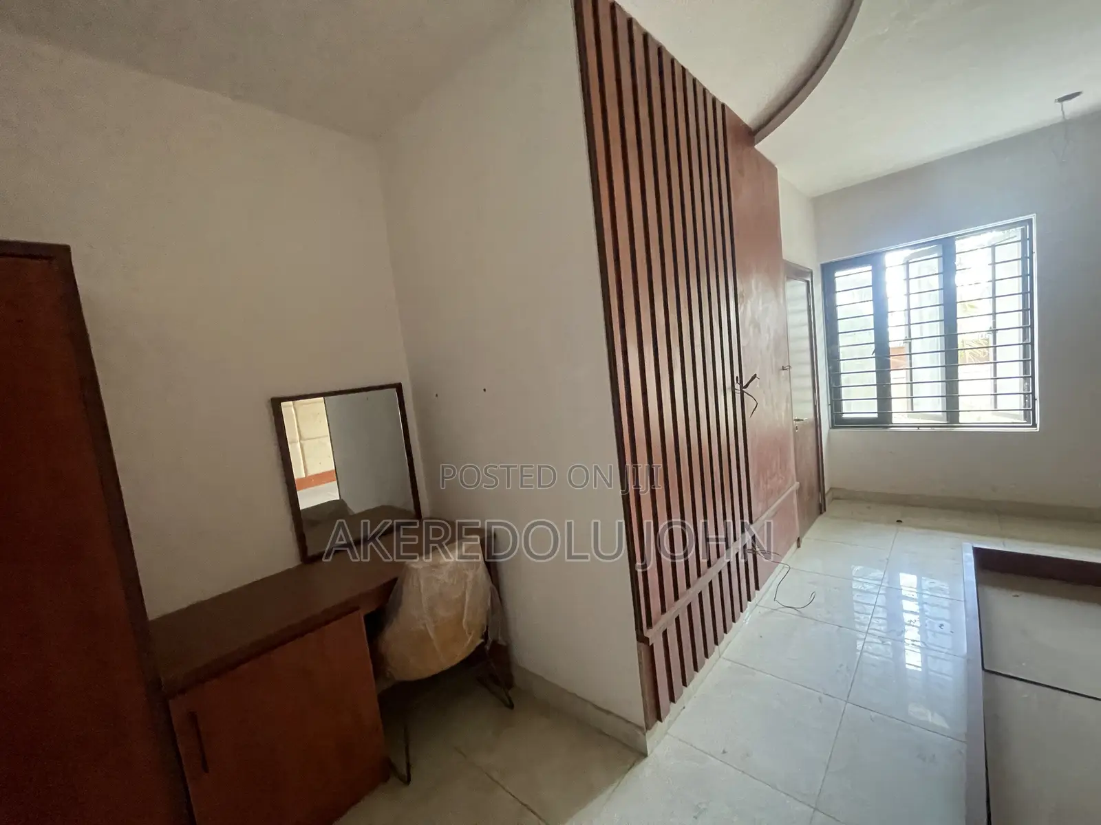 22 Room Hotel With Furniture in Kado