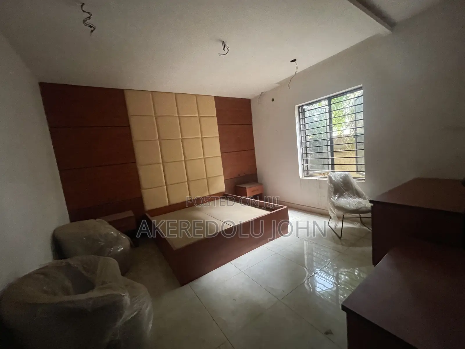 22 Room Hotel With Furniture in Kado