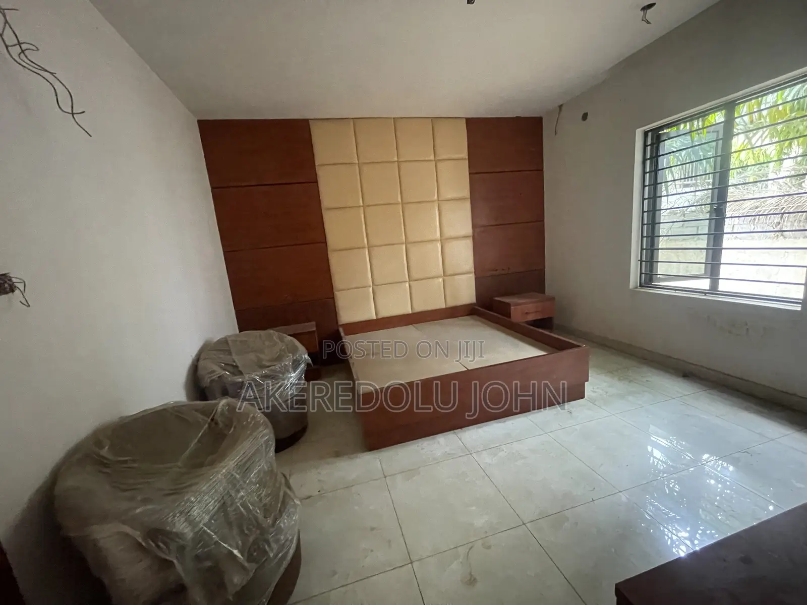 22 Room Hotel With Furniture in Kado