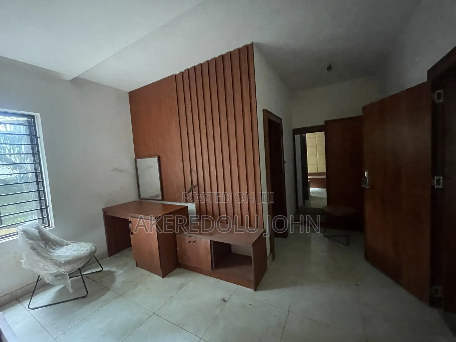 22 Room Hotel With Furniture in Kado