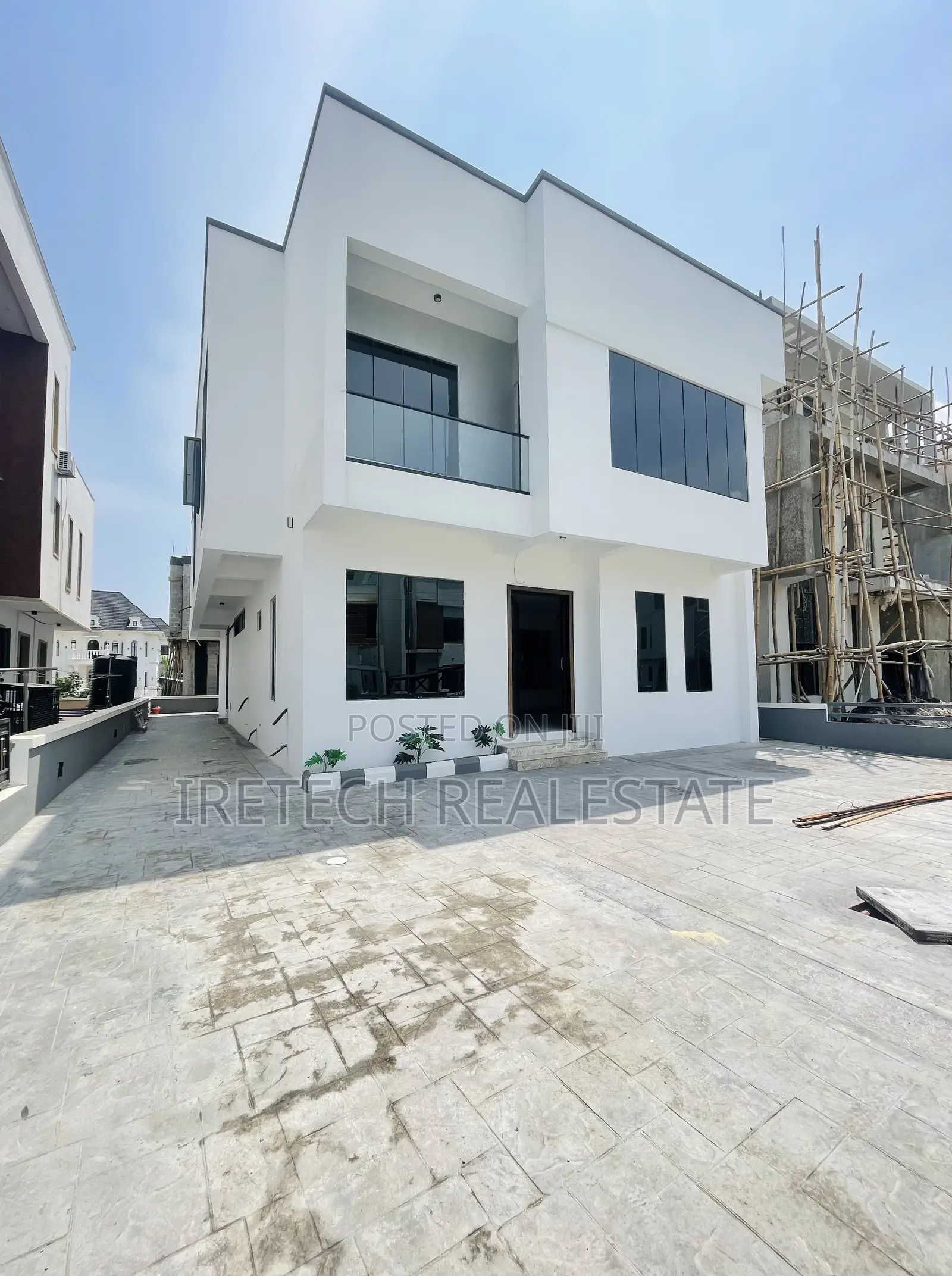 5bdrm Duplex in Megamound Estate, Lekki for sale in Lekki