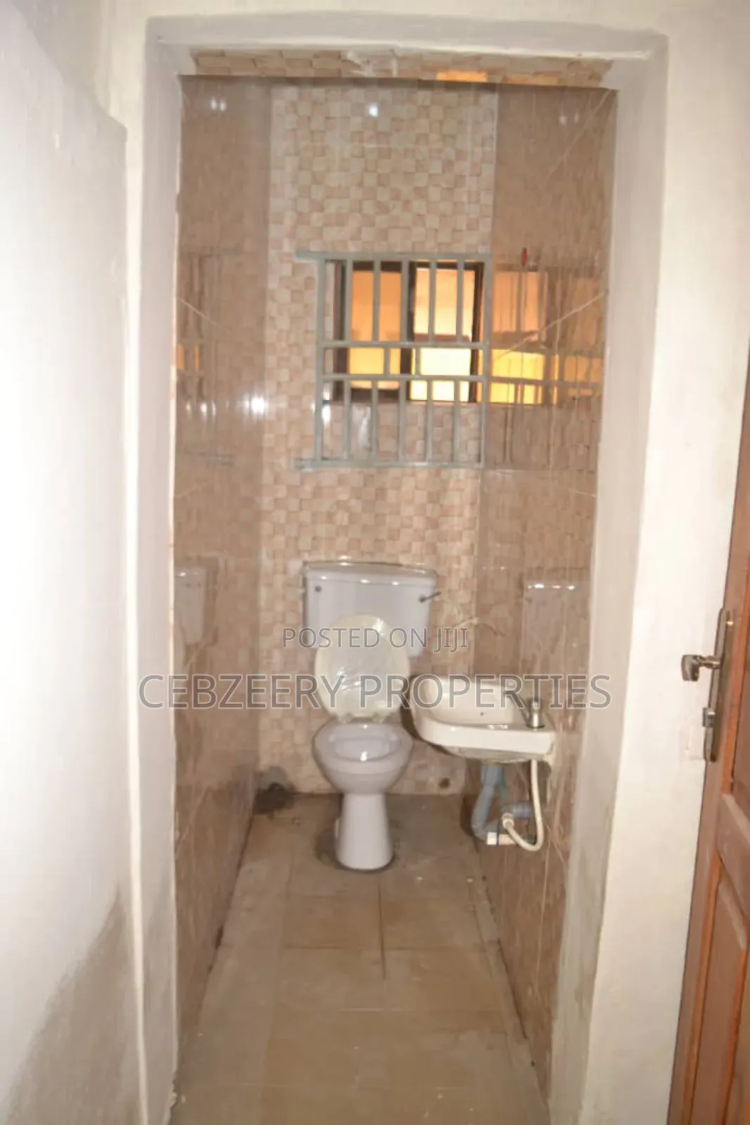 7bdrm Duplex in Ikotun/Igando for sale in Ikotun/Igando