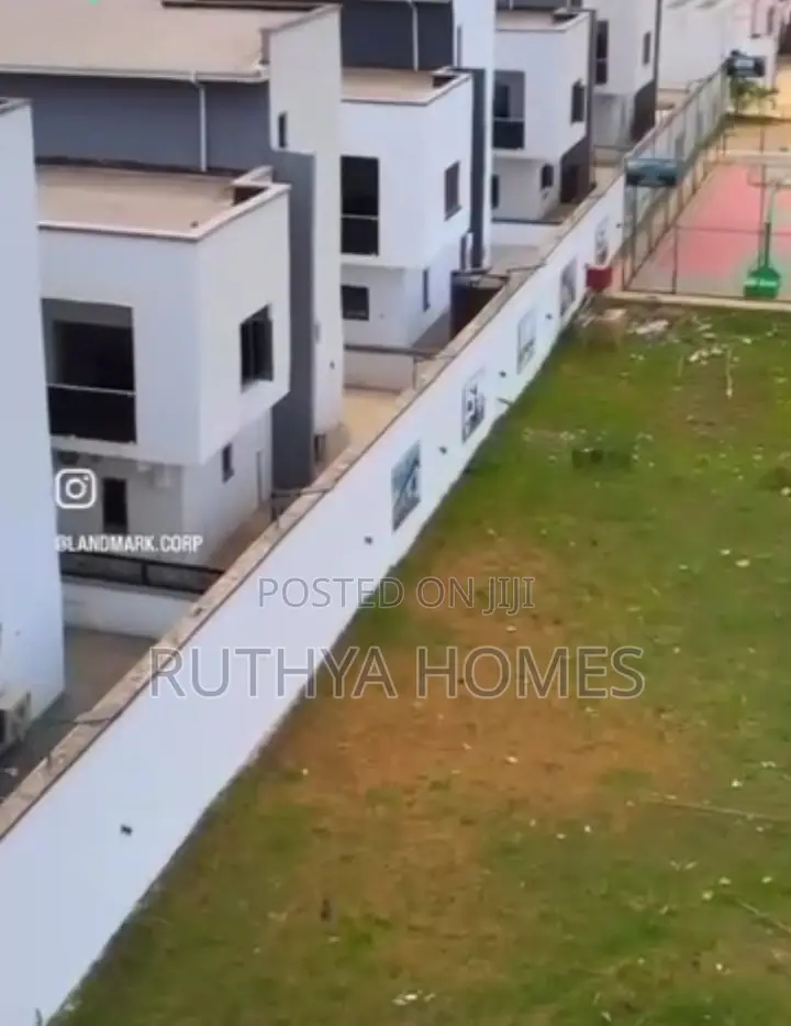 2bdrm Block of Flats in Peak Apartment, Abijo for sale in Abijo