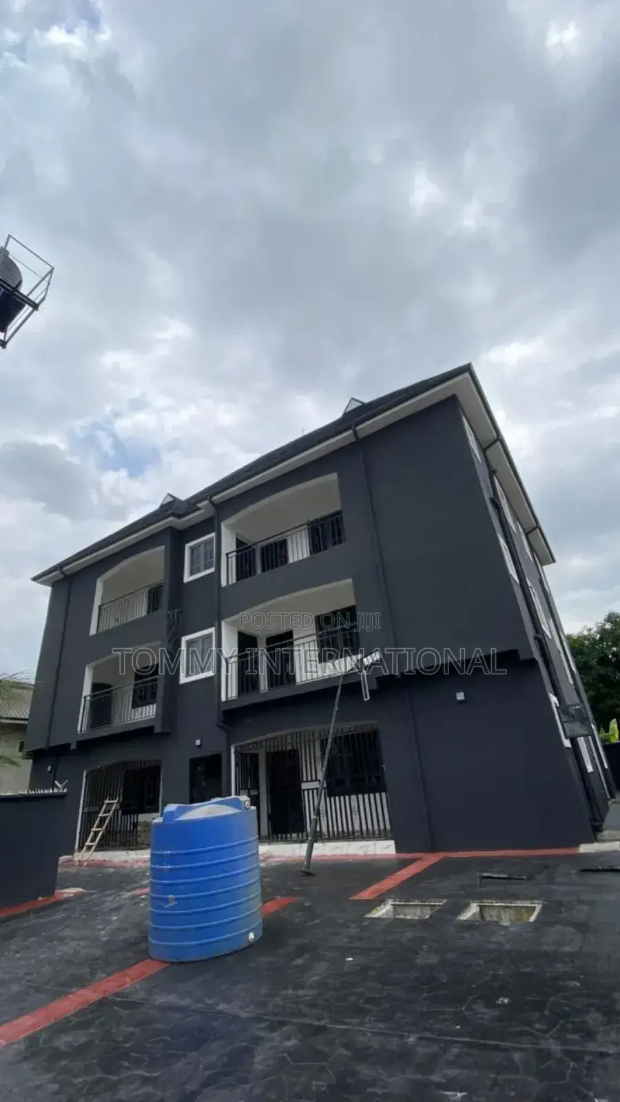 2bdrm Block of Flats in Akwaka Estate, Port-Harcourt for rent in Port-Harcourt