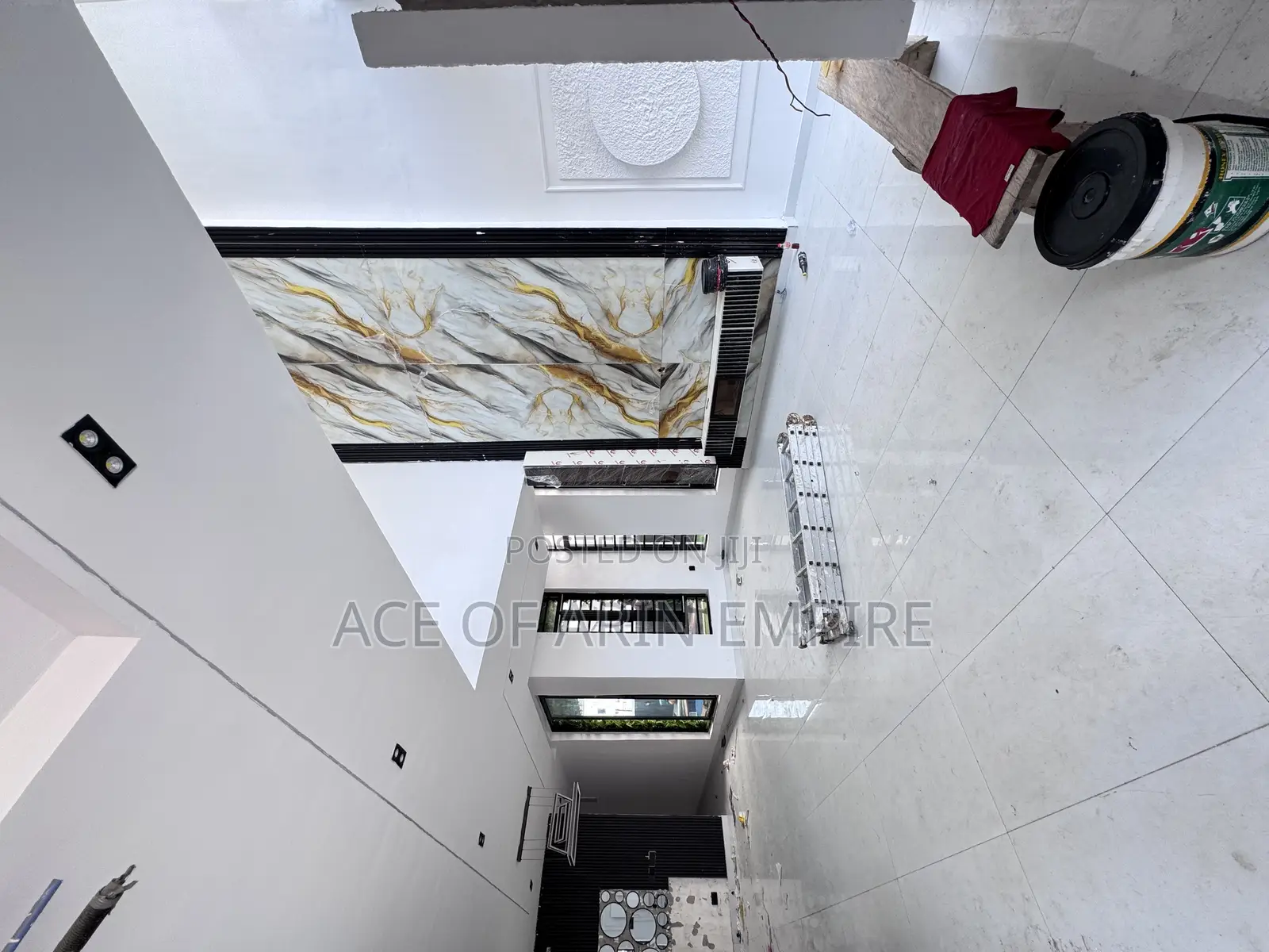 5bdrm Duplex in Ikota for sale in Ikota