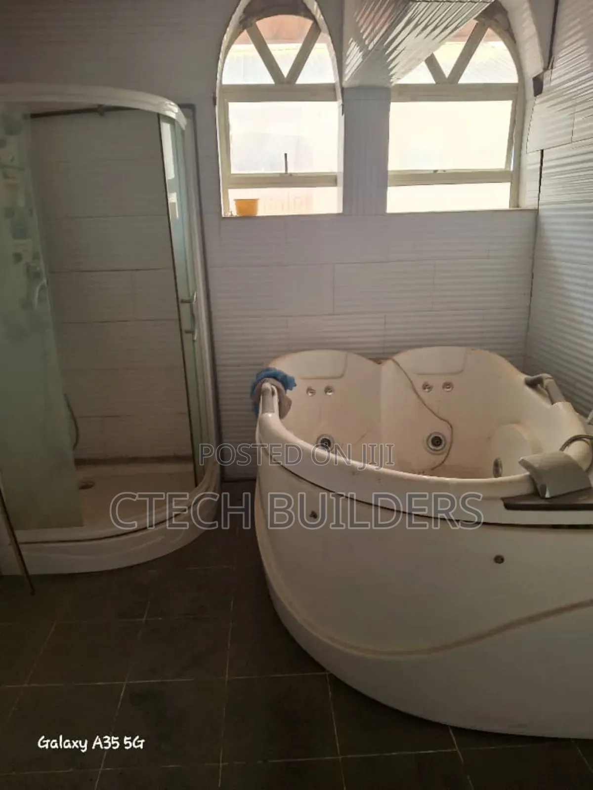 7bdrm Duplex in Benin City for sale in Benin City