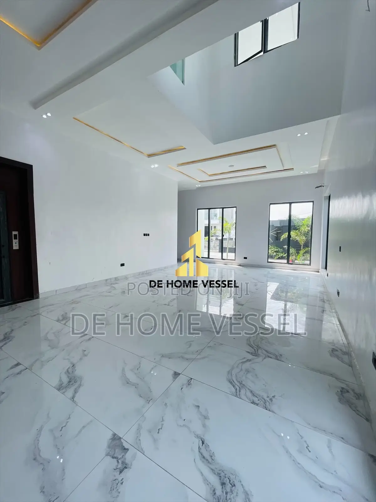 5bdrm Duplex in Osapa london for sale in Osapa london