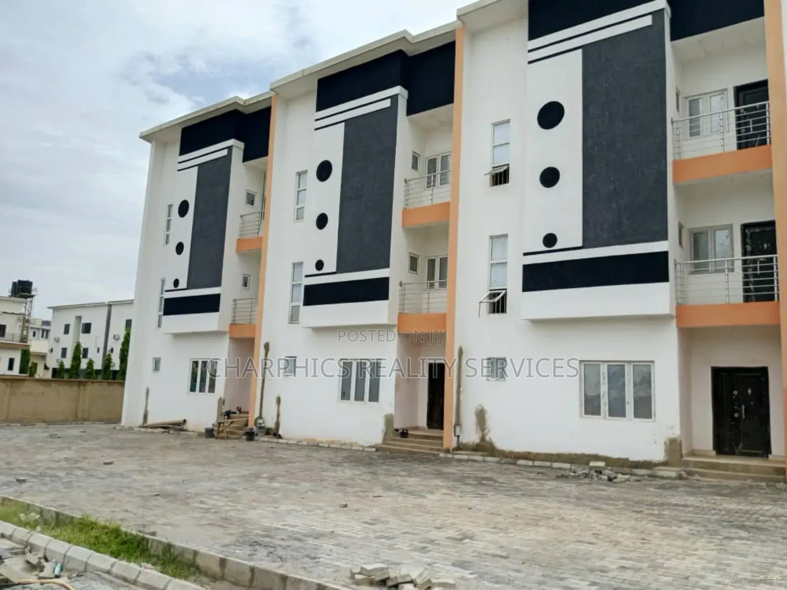 4bdrm Duplex in Jahi for sale in Jahi