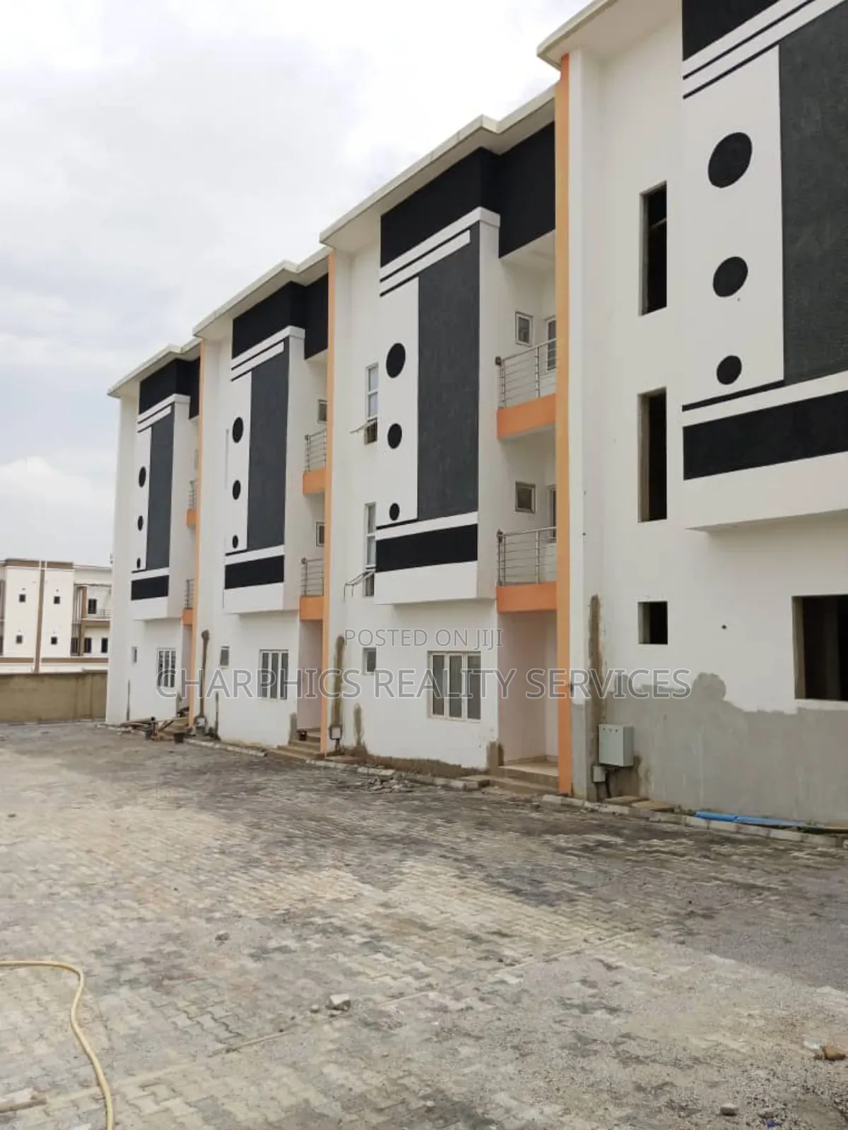 4bdrm Duplex in Jahi for sale in Jahi