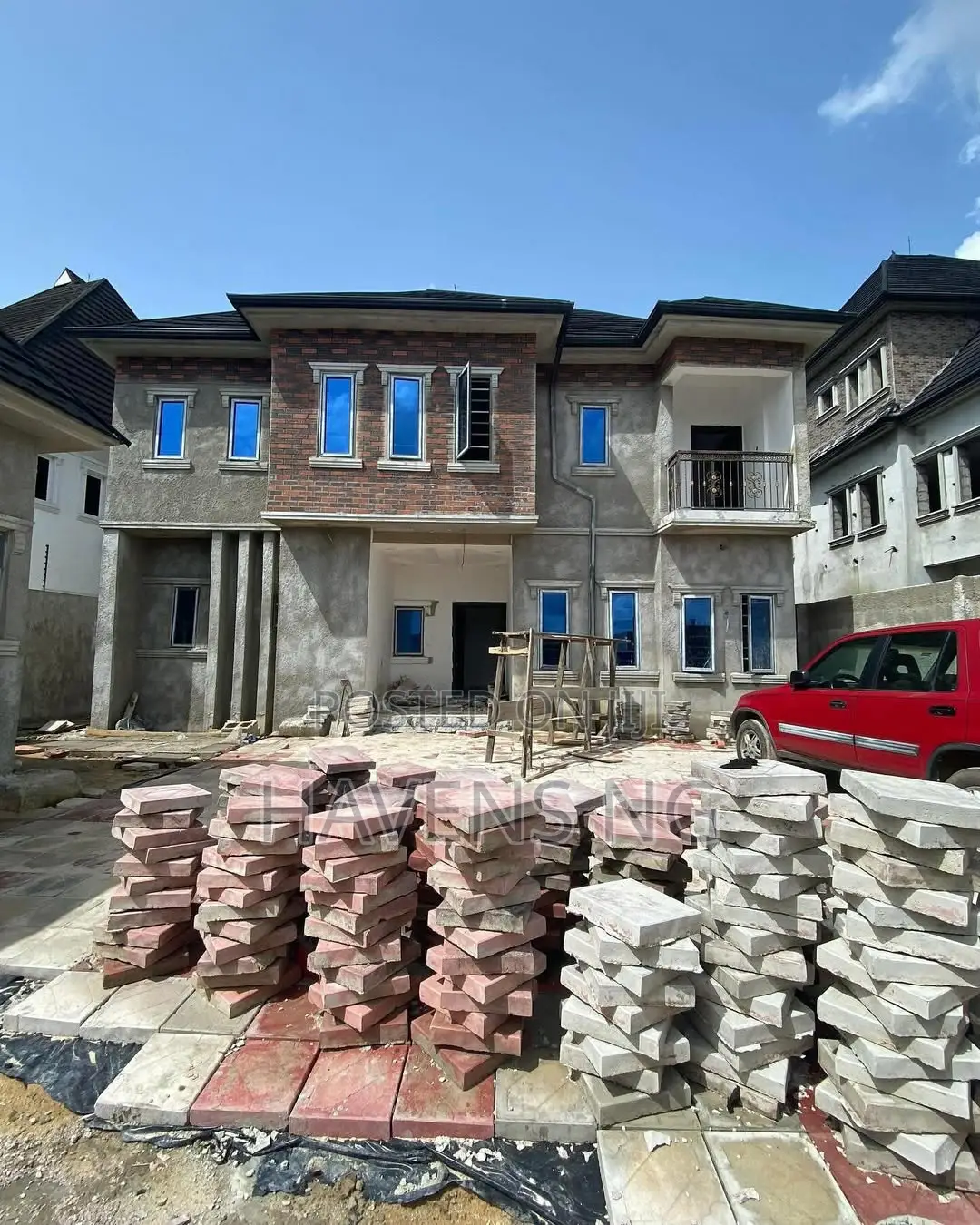4bdrm Duplex in Rumuokwurusi for sale in Rumuokwurusi