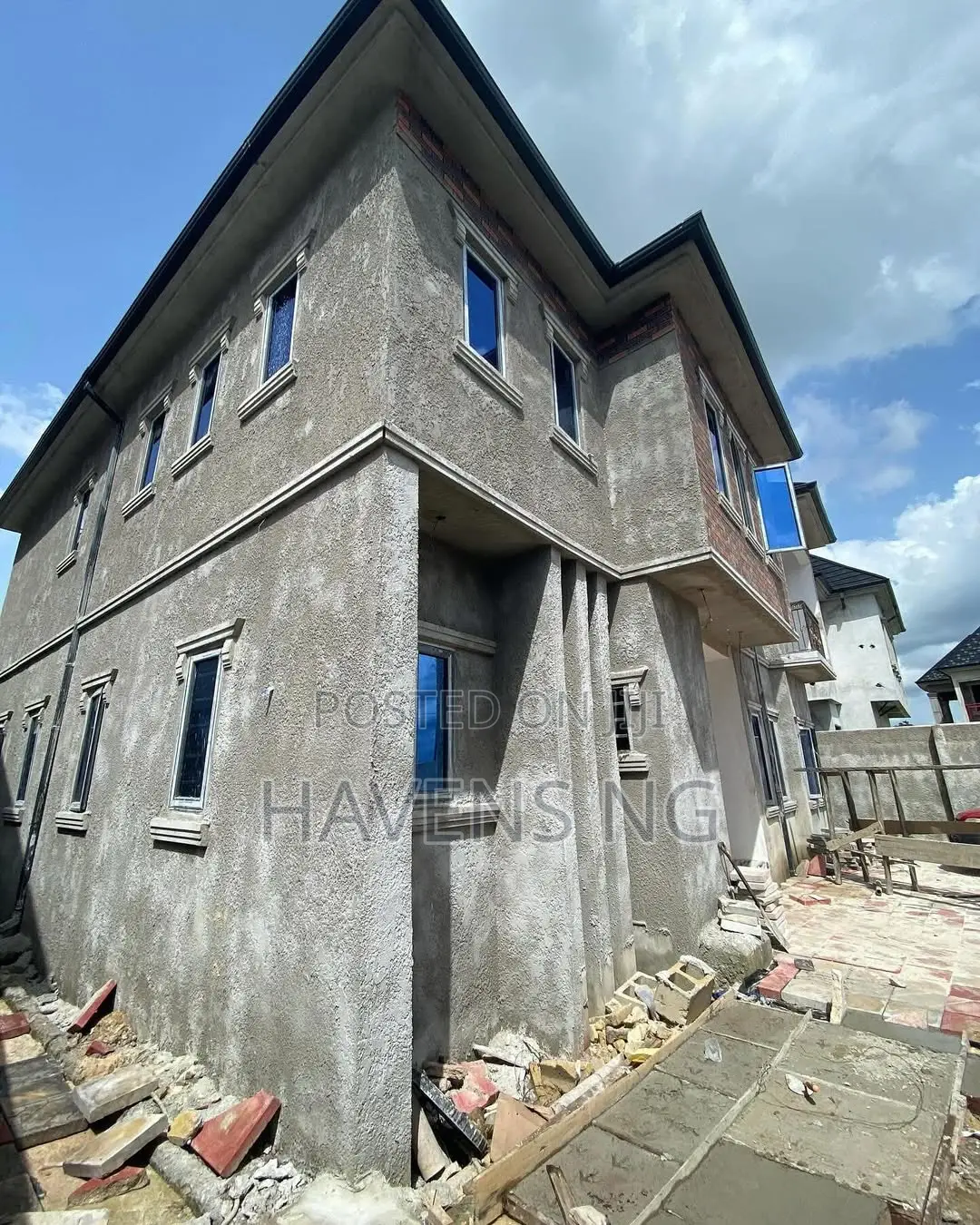 4bdrm Duplex in Rumuokwurusi for sale in Rumuokwurusi