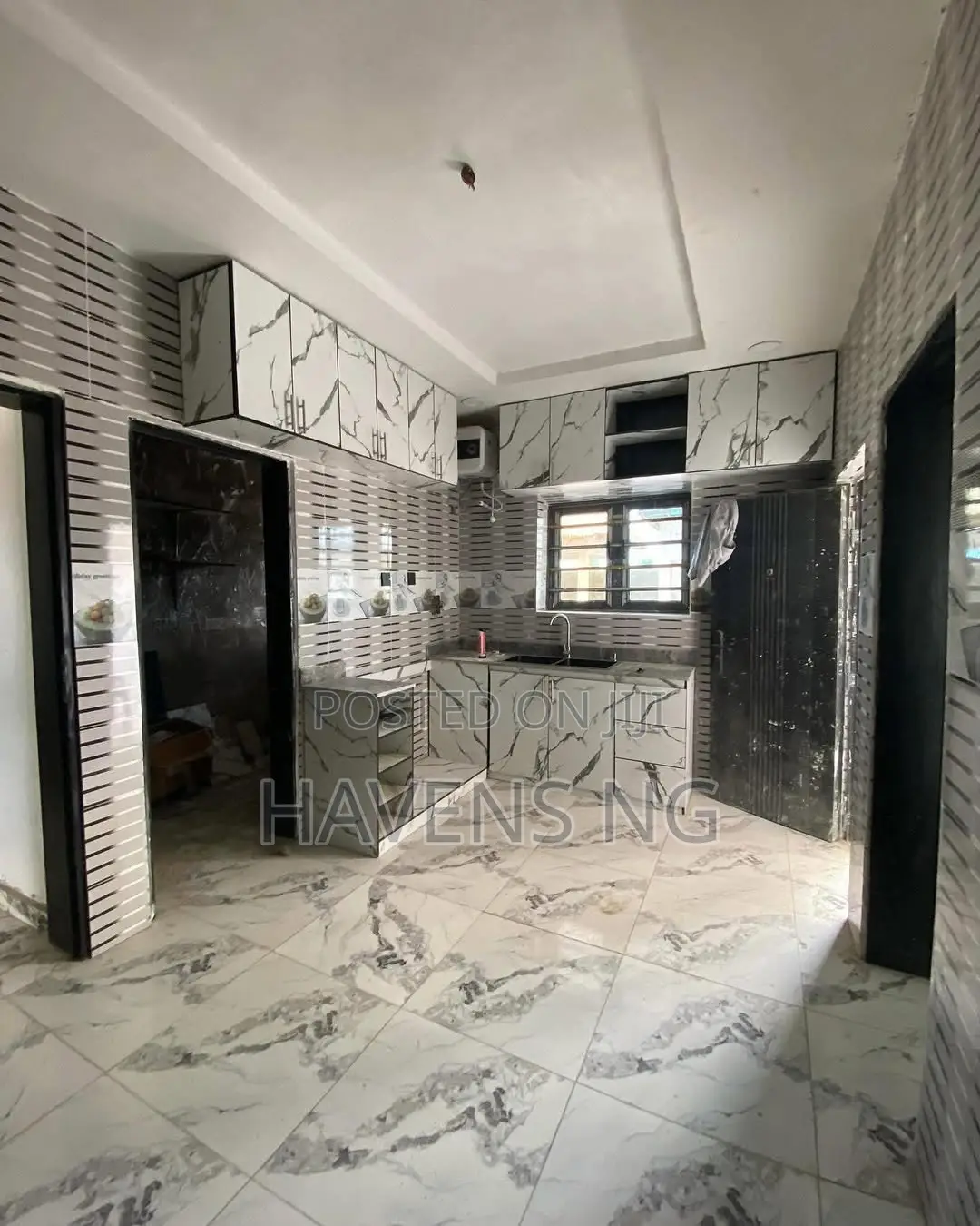 4bdrm Duplex in Rumuokwurusi for sale in Rumuokwurusi