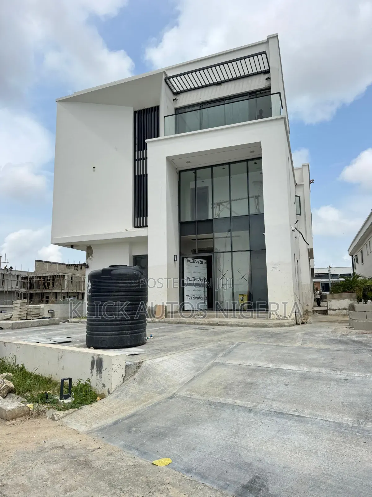 Furnished 5bdrm Duplex in Ikate for sale in Ikate