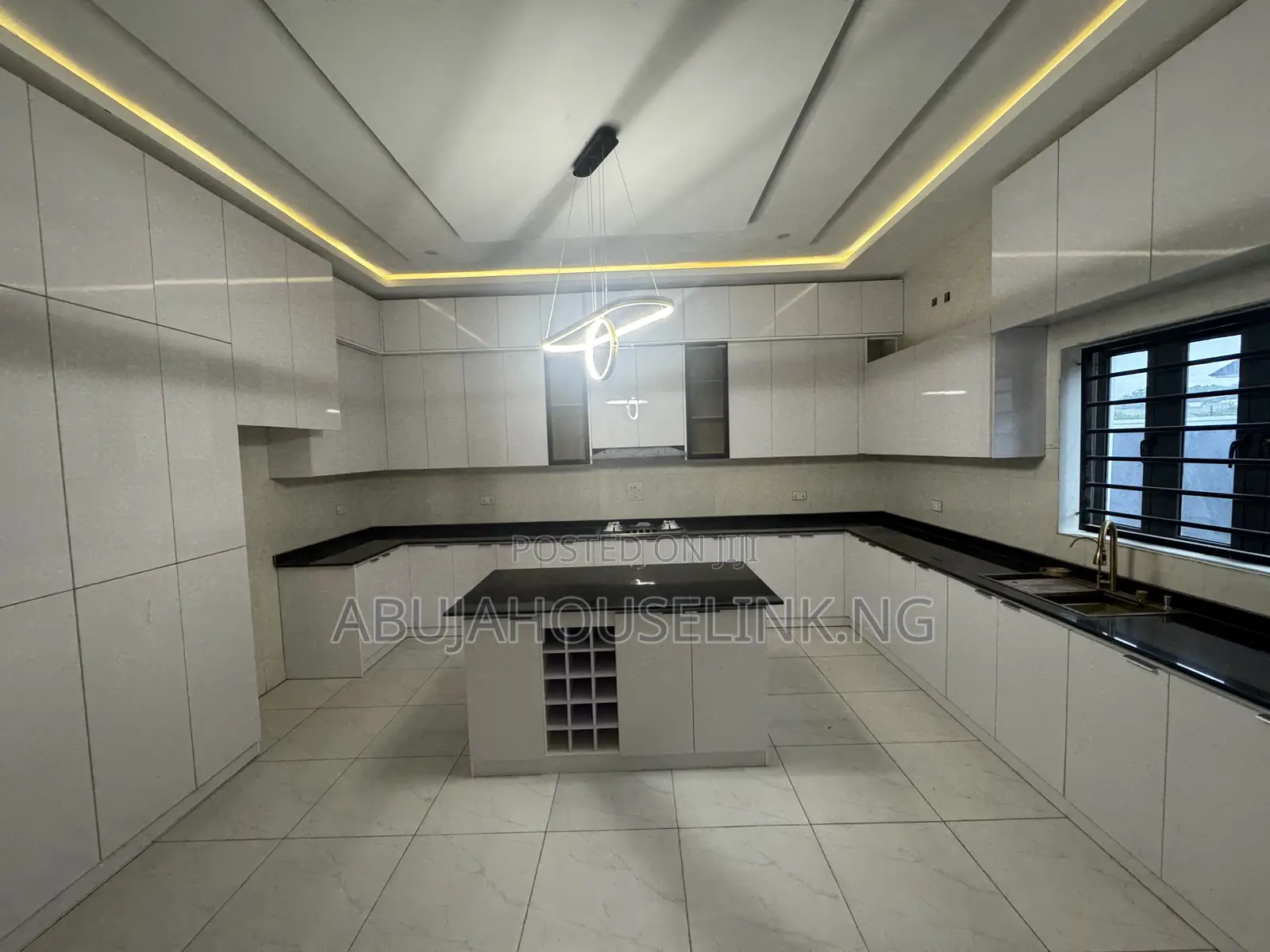 7bdrm Duplex in Efab Metropolis for sale in Karsana