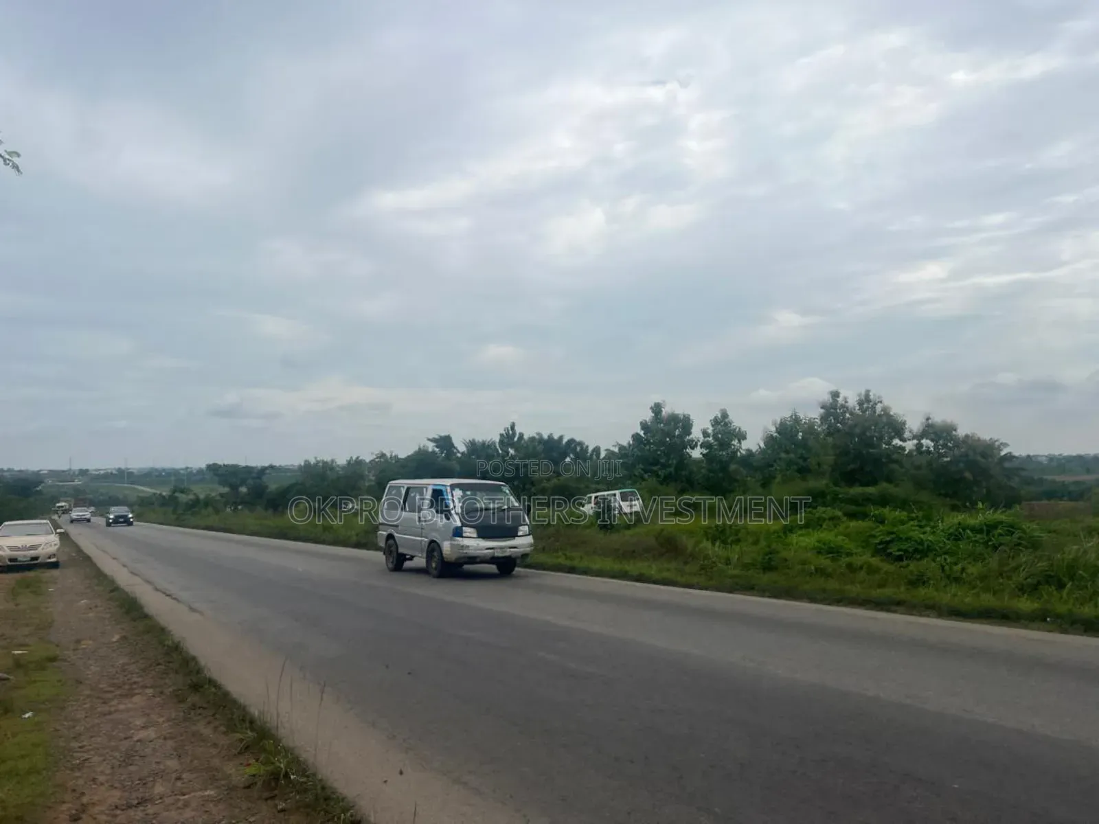 8.3-Acre of Land for Sale at Ife-Ibadan Expressway. in Ibadan