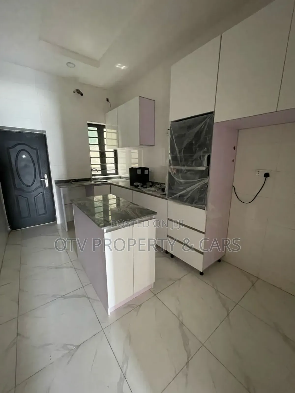 Furnished 4bdrm Duplex in Ikota for sale in Ikota