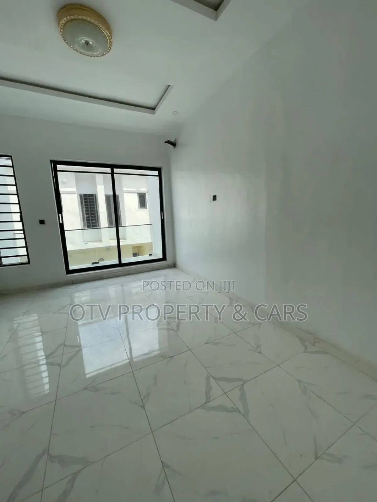 Furnished 3bdrm Townhouse/Terrace in Ikota for sale in Ikota