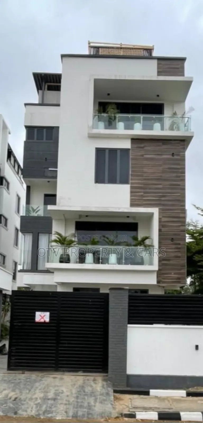 Furnished 5bdrm Duplex in Banana Island for sale in Banana Island