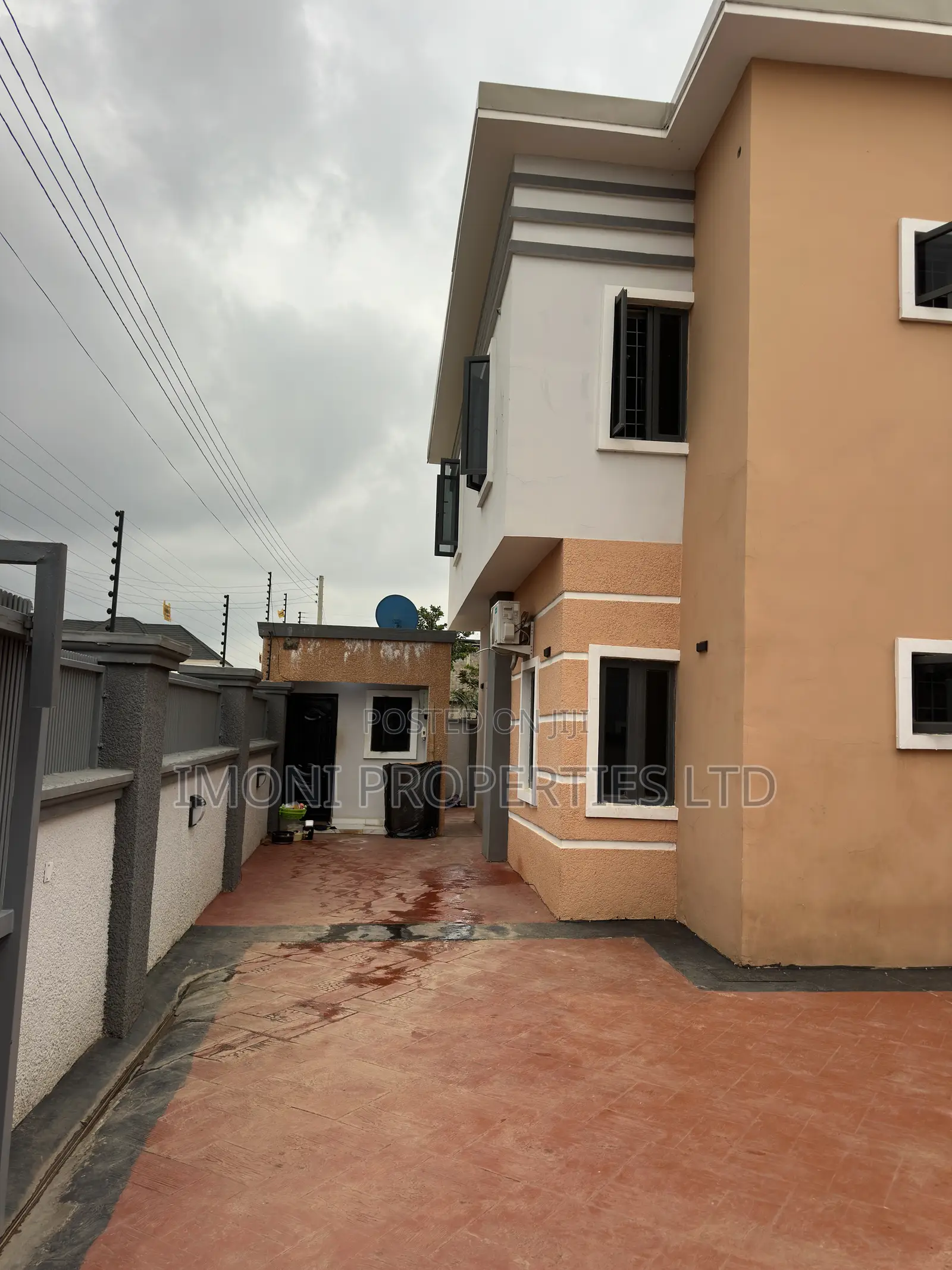 2bdrm Block of Flats in Fo1, Kubwa for rent in Kubwa