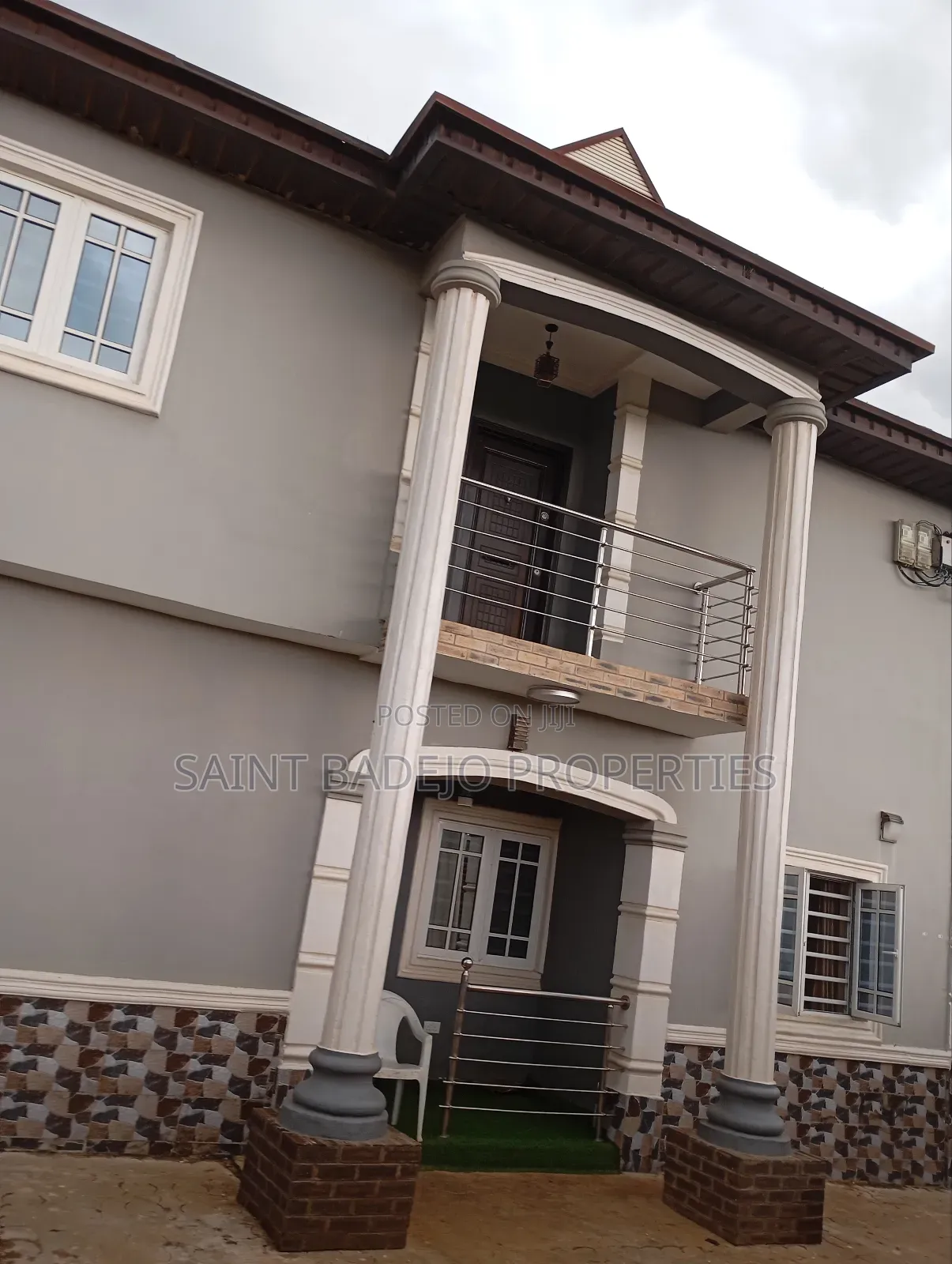 3bdrm Block of Flats in Ipoyewa Estate, for rent in Adamo