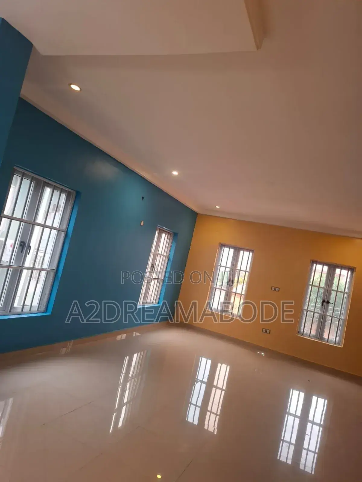 6bdrm Duplex in Omole Phase 2, Ikeja for rent in Ikeja