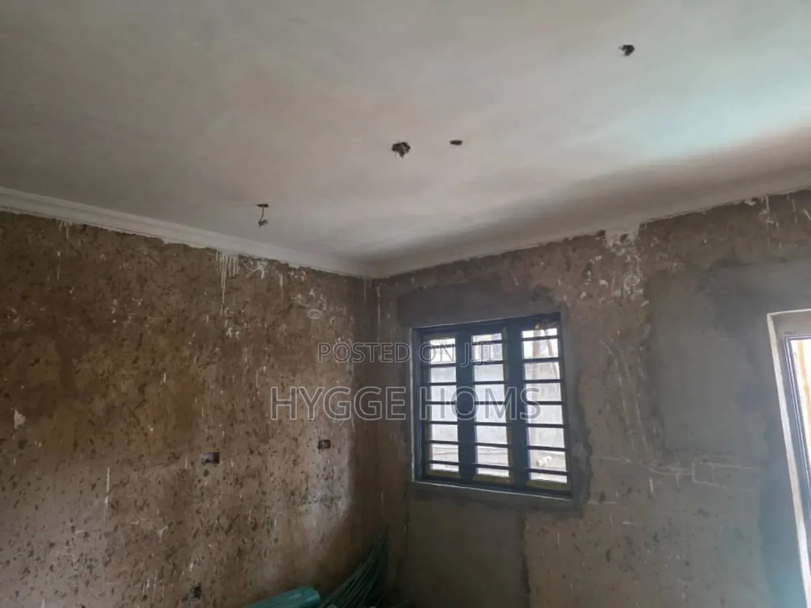 4bdrm Townhouse/Terrace in Ogba Gra in Ogba