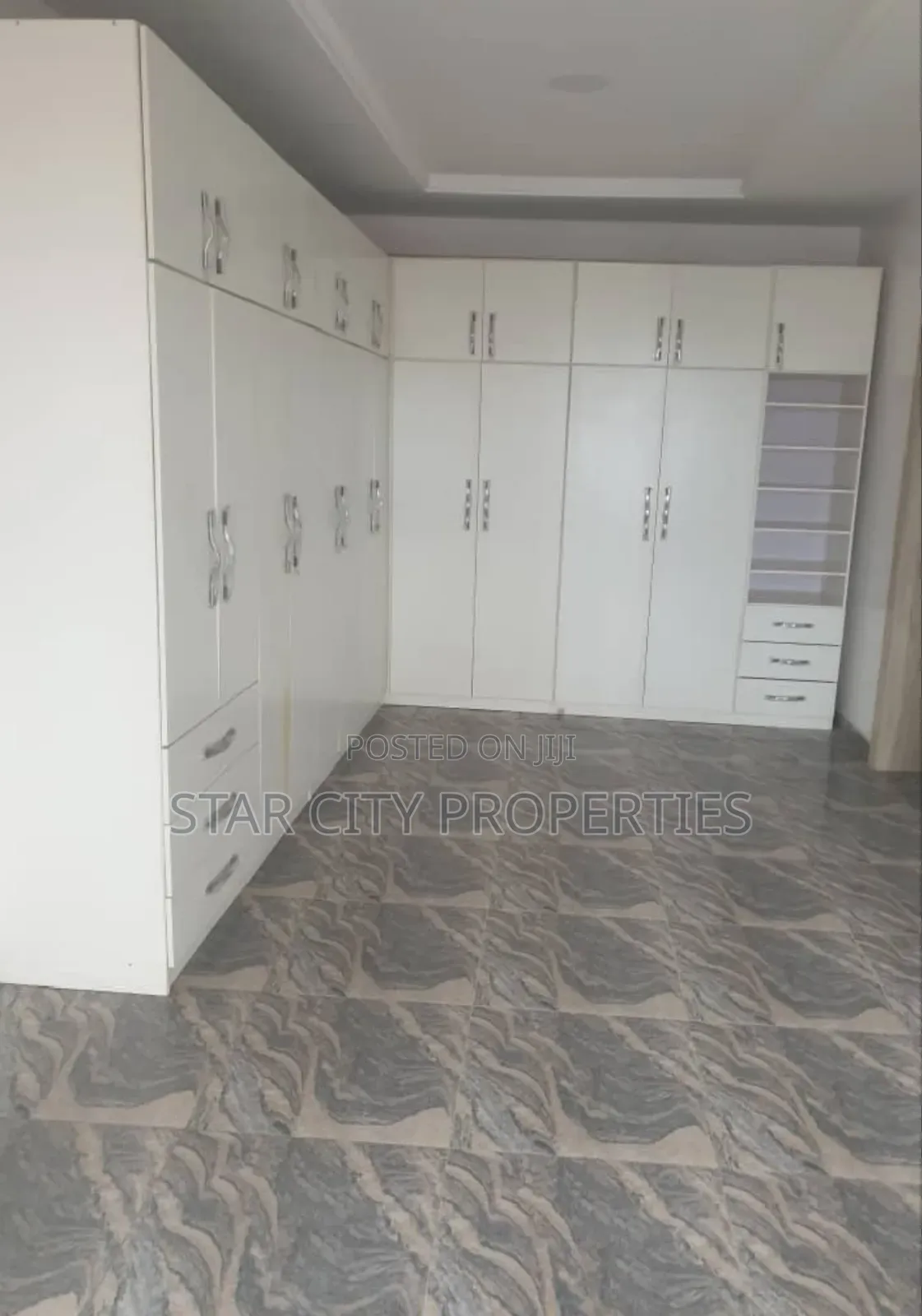 5bdrm Duplex in Magodo Ph 2, GRA Phase 2 Shangisha for rent in GRA Phase 2 Shangisha