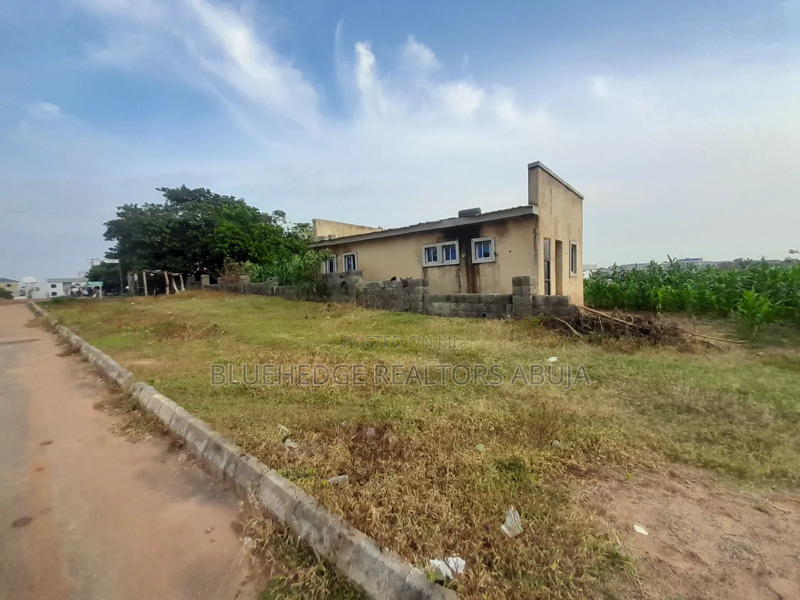 Dry and Expanse School Land Measuring 1.75 Hectares in Kaura