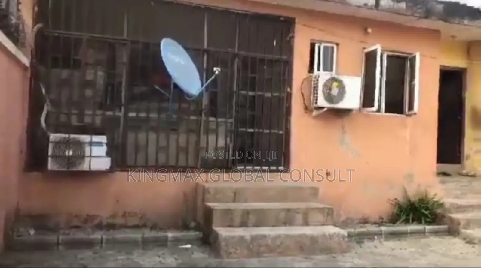 2bdrm Bungalow in Wuse Zone Abuja for sale in Wuse