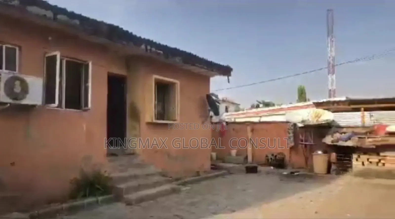 2bdrm Bungalow in Wuse Zone Abuja for sale in Wuse