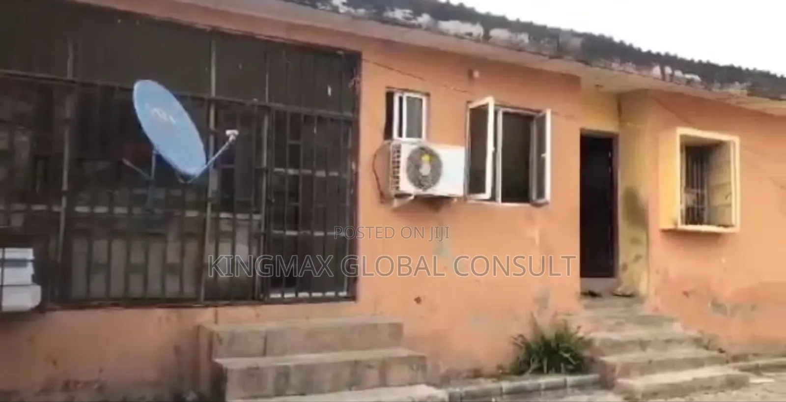 2bdrm Bungalow in Wuse Zone Abuja for sale in Wuse
