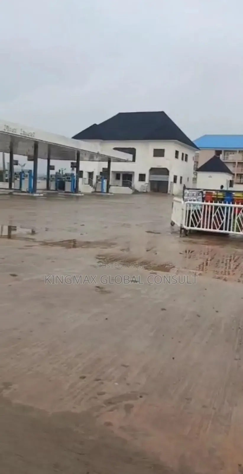 Filling Station for Sale. Size: 5000sqm in Jahi