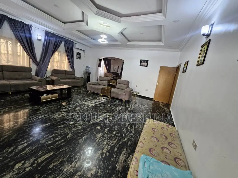 5bdrm Duplex in Gwarimpa Estate,Fct, Gwarinpa for sale in Gwarinpa