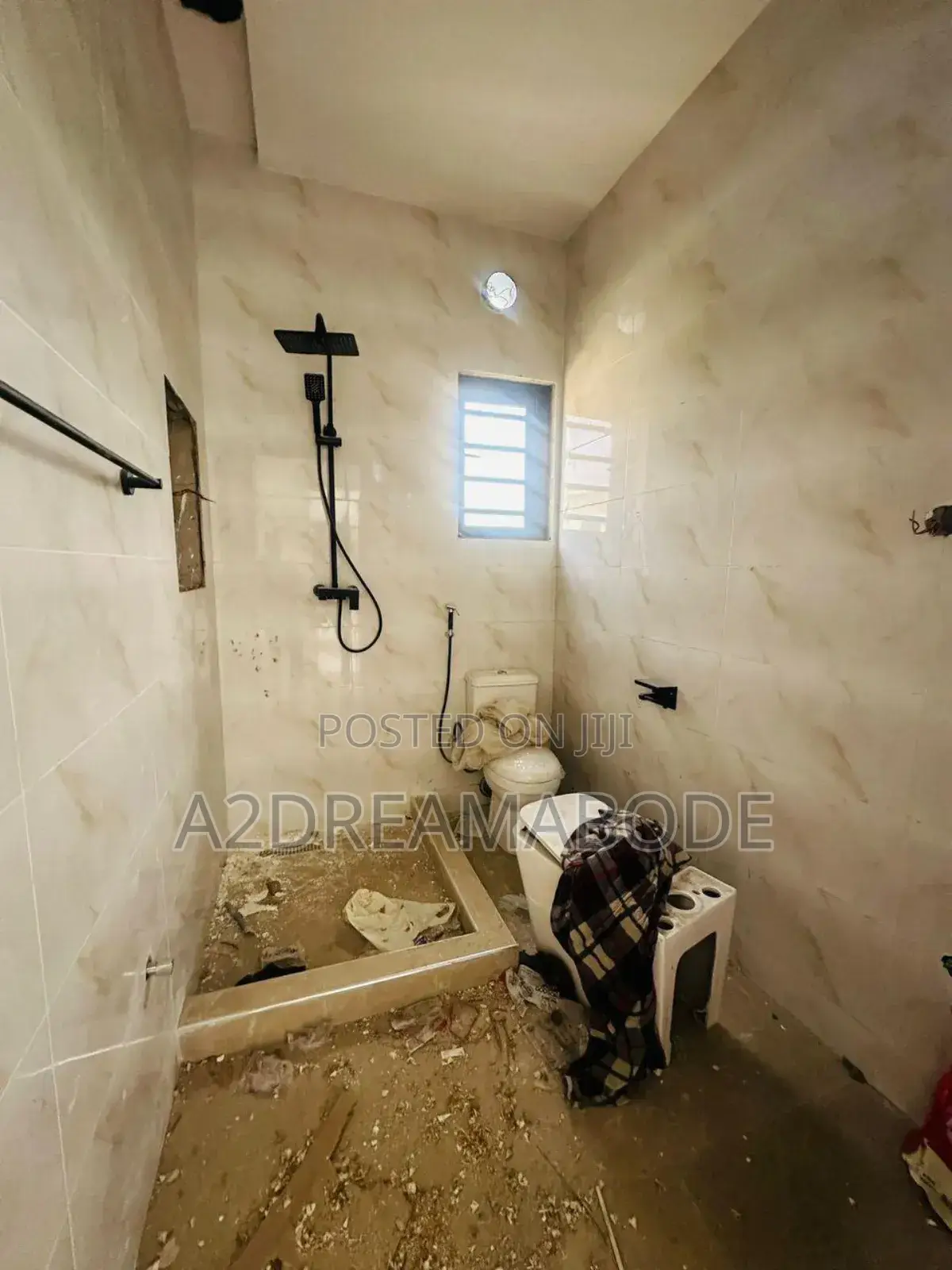 5bdrm Duplex in Ogudu Gra for sale in Ogudu