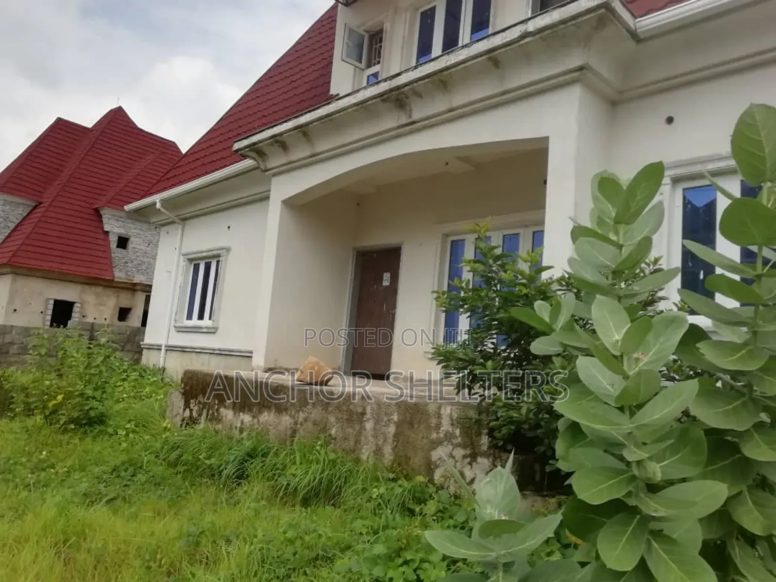 4bdrm Duplex in Von Road Lugbe for sale in Lugbe District