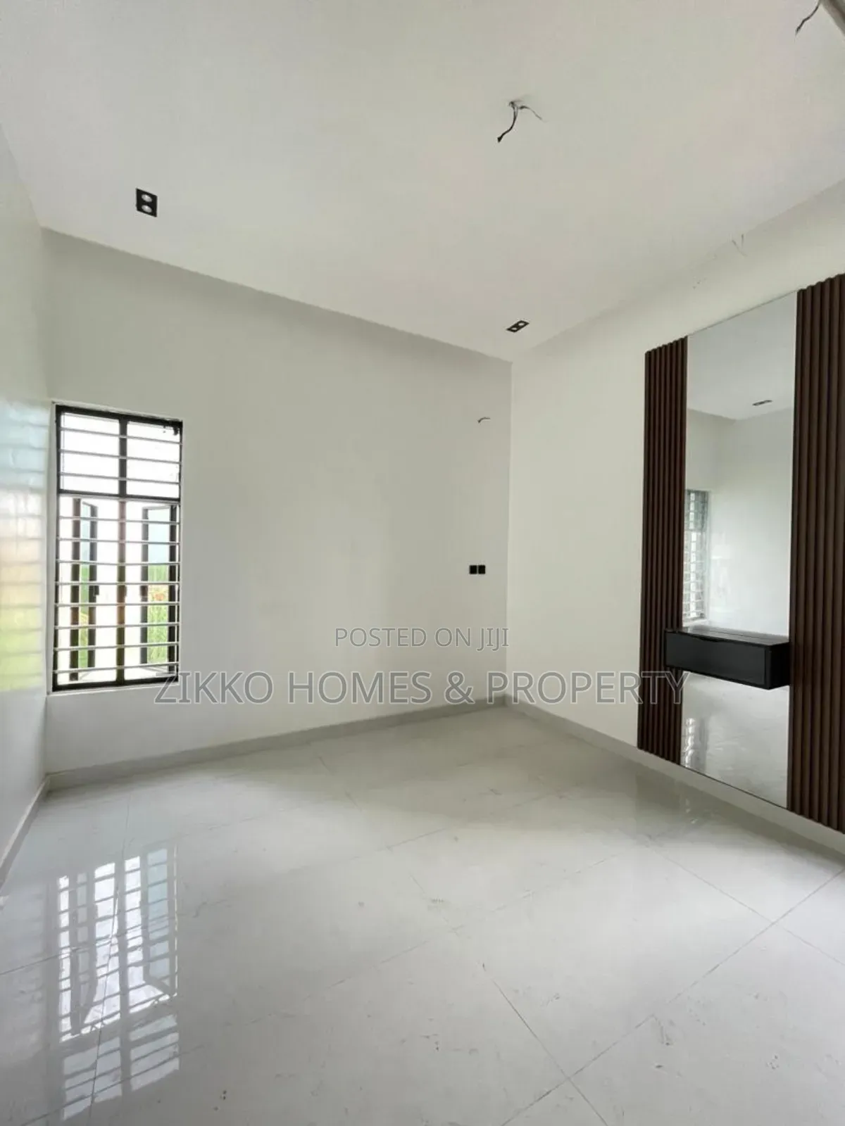 5bdrm Duplex in Ajah for sale in Ajah