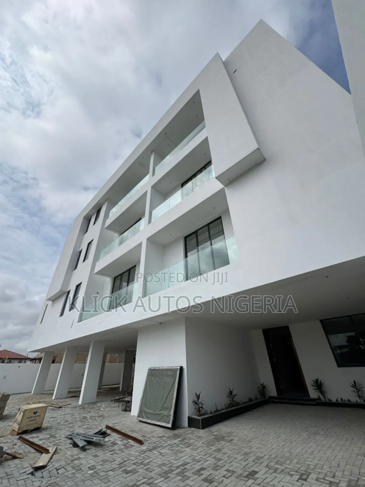 2bdrm Maisonette in Lekki for sale in Lekki