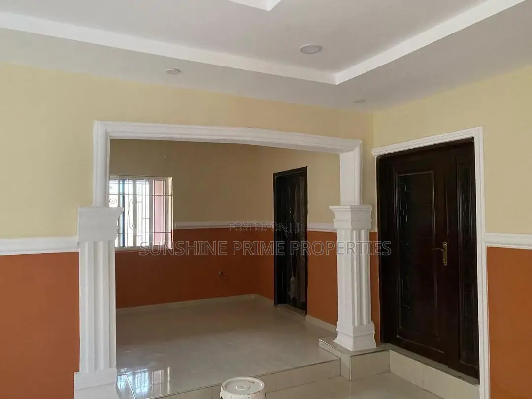 3bdrm Bungalow in Roadmaker Off Ado for sale in Akure