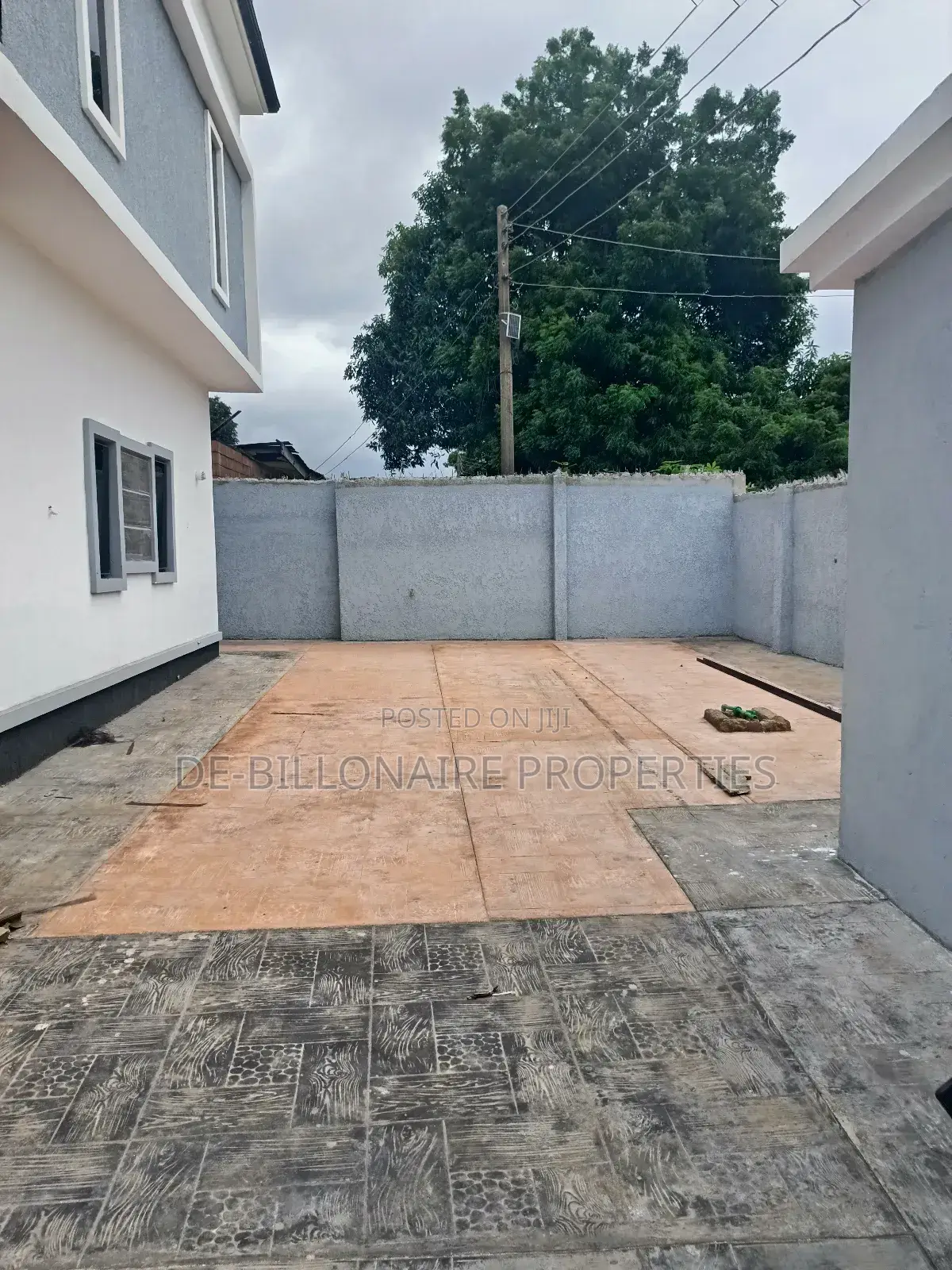4bdrm Duplex in Dick Tiger Mcc for sale in Owerri