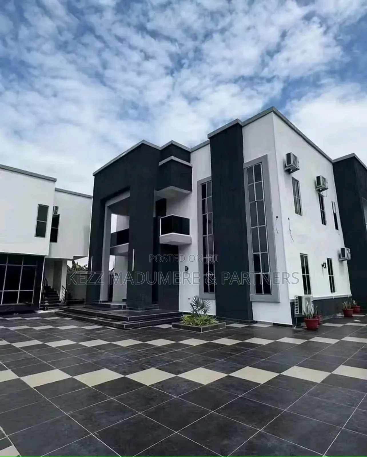 Furnished 5bdrm Duplex in Cedarwood Estate for sale in Port-Harcourt