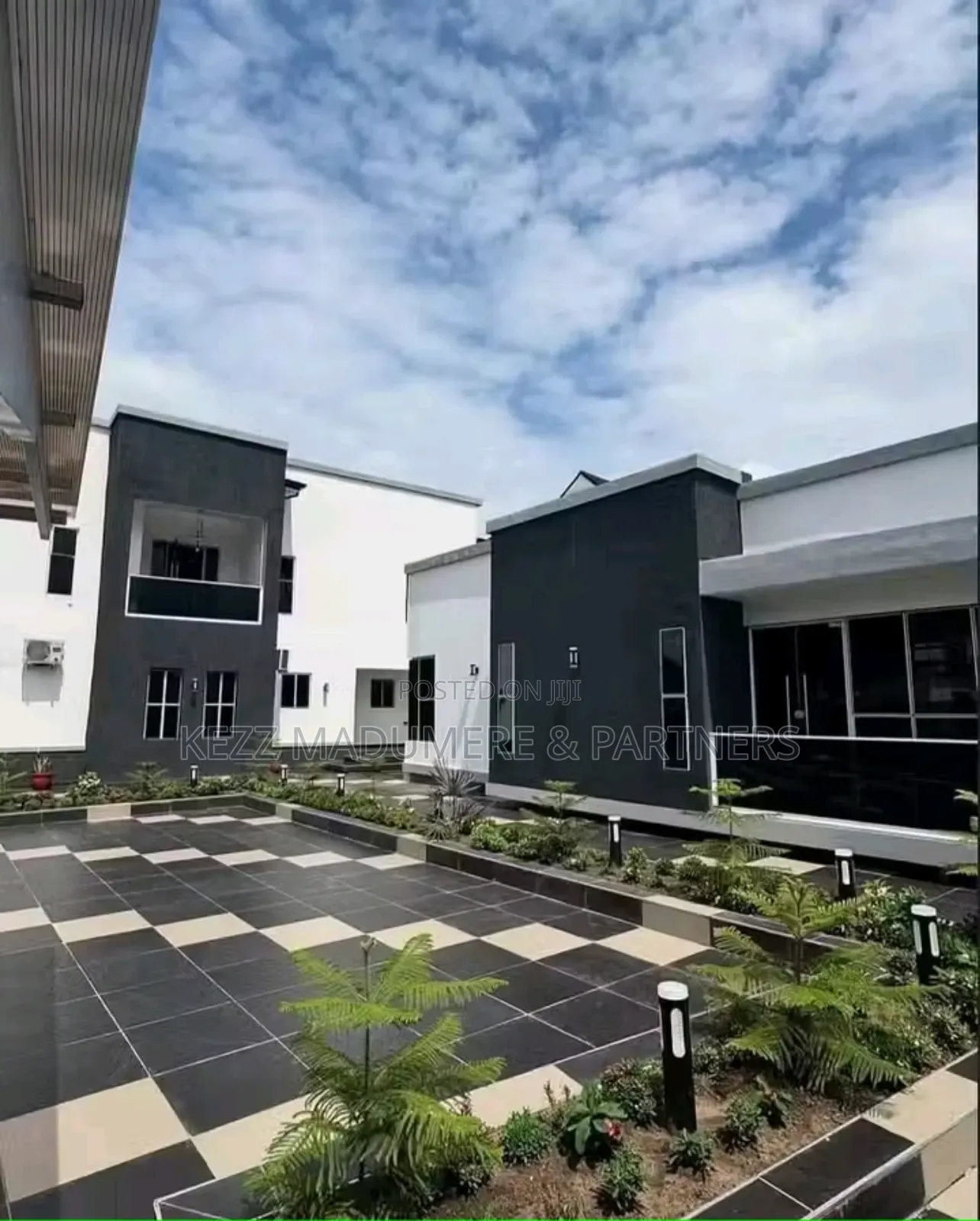 Furnished 5bdrm Duplex in Cedarwood Estate for sale in Port-Harcourt