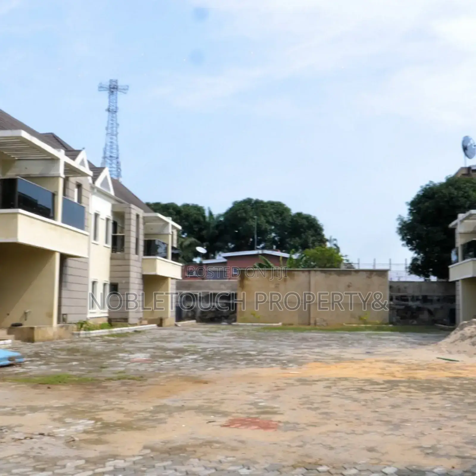 3bdrm Block of Flats in Apapa Lagos for sale in Apapa